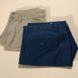 (2) Pair Old Navy Men's ultimate slim khaki